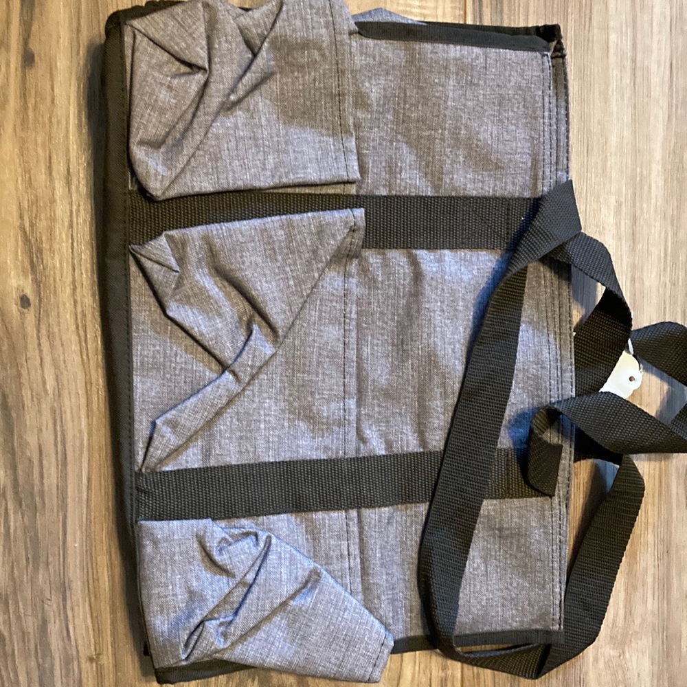 Zip top organizer